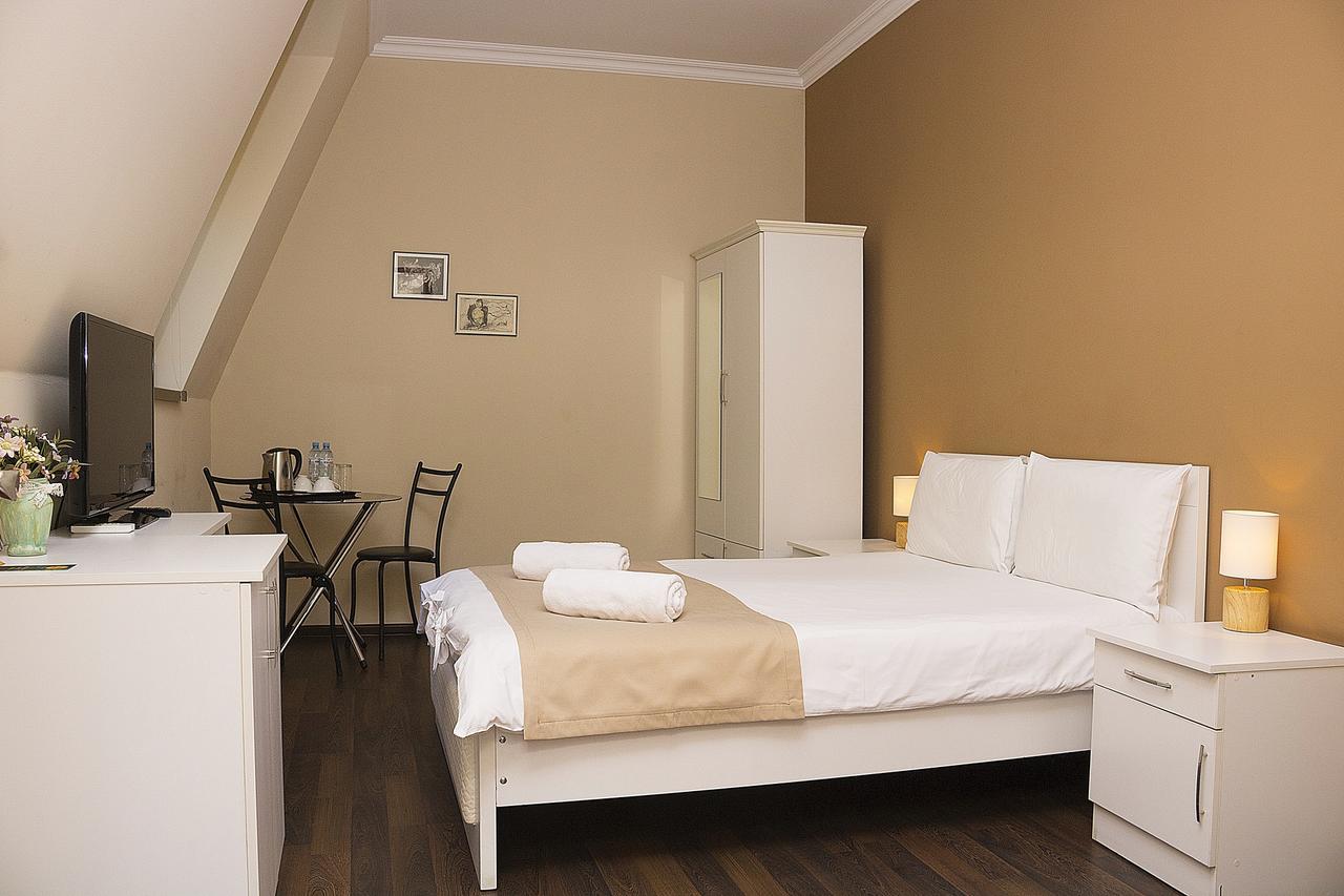 Point Hotel Tiflis Exterior foto